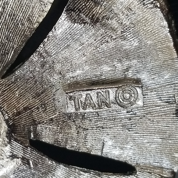 Silver Tone 3 Chain Neckless Marked TAN - Picture 3 of 8